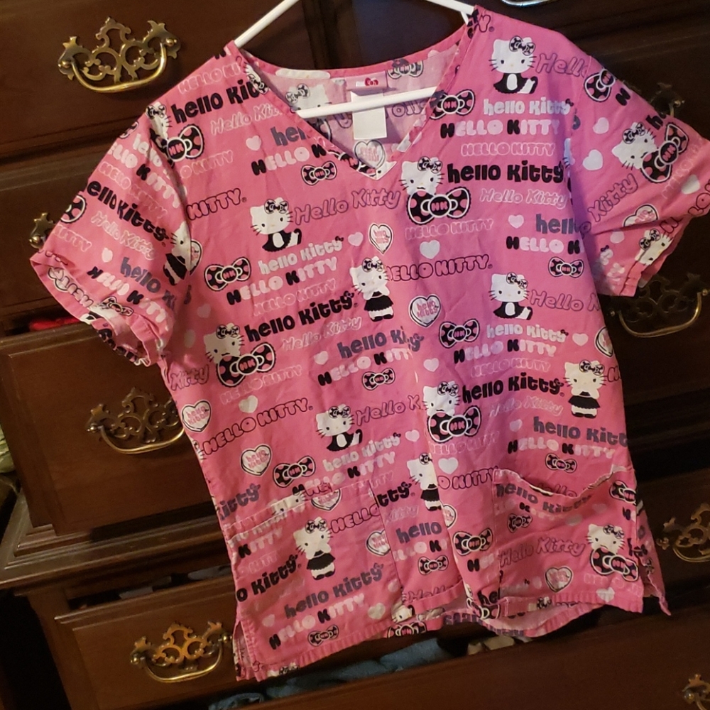 Scrub top